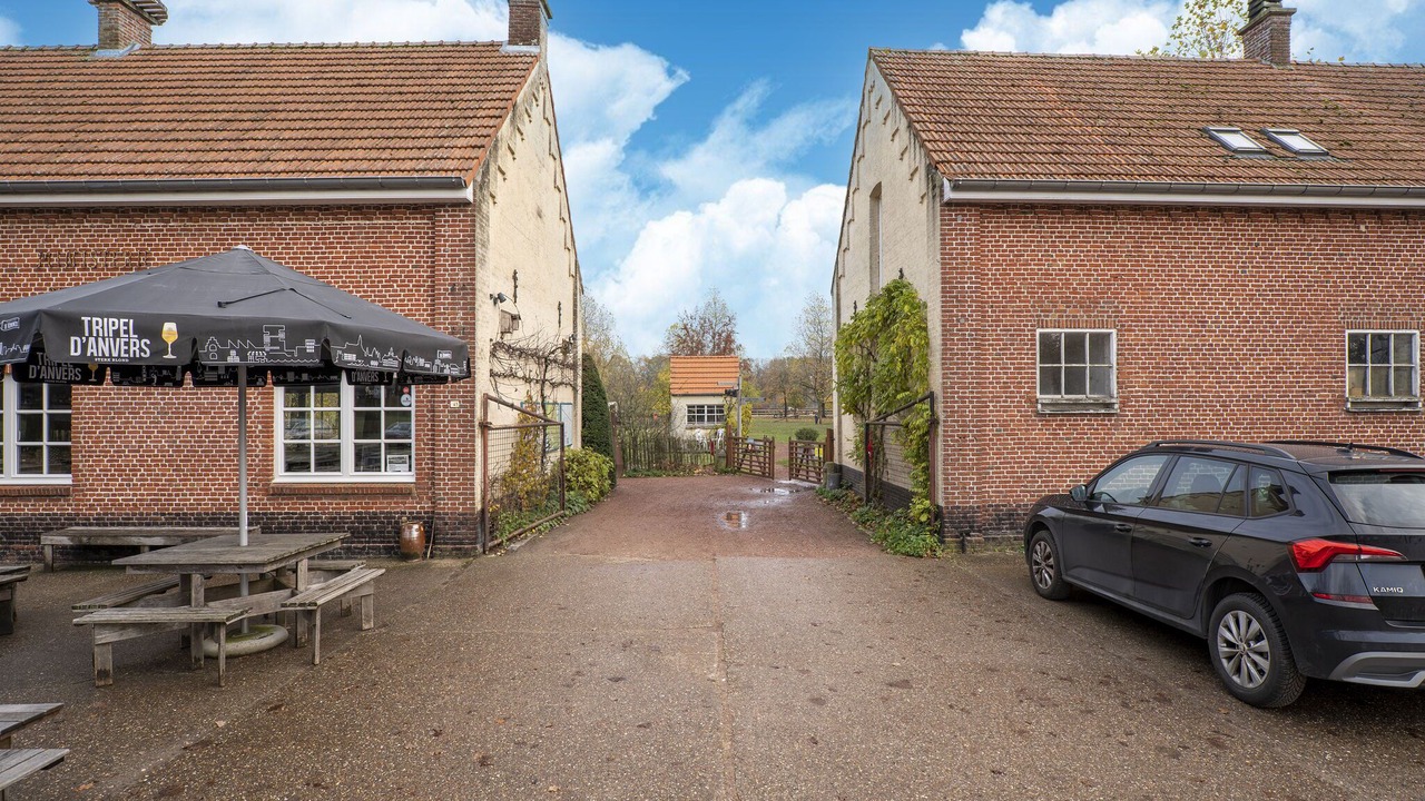 Photo of Outdoor in Wortel