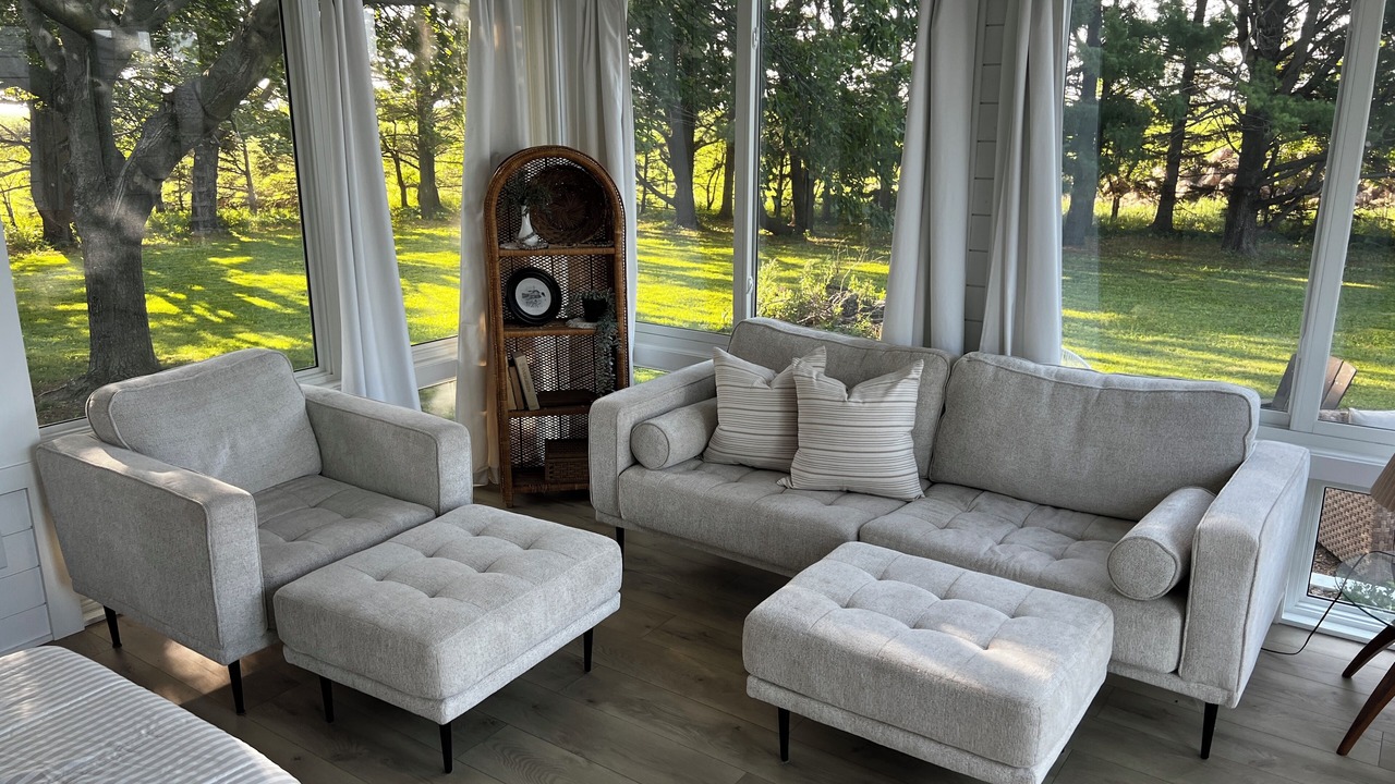 Photo of Livingroom in Waverly