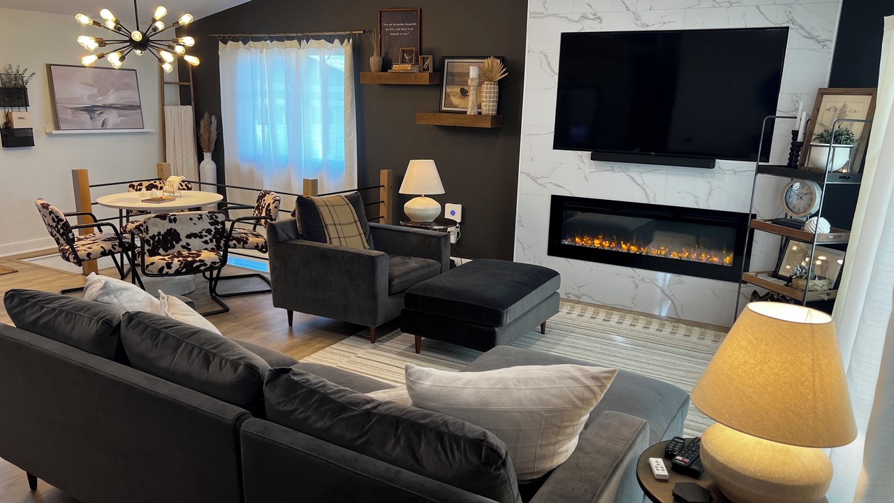 Photo of Livingroom in Waverly