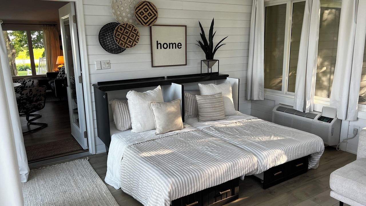 Photo of Bedroom in Waverly