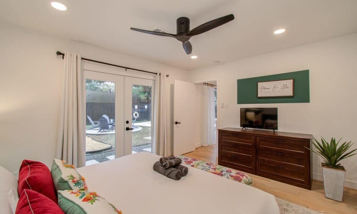 Photo of Bedroom in Spring Branch Central