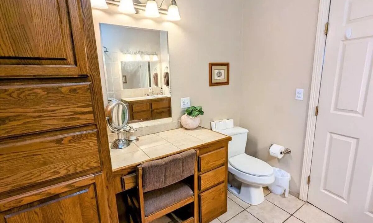 Photo of Bathroom in Hennepin