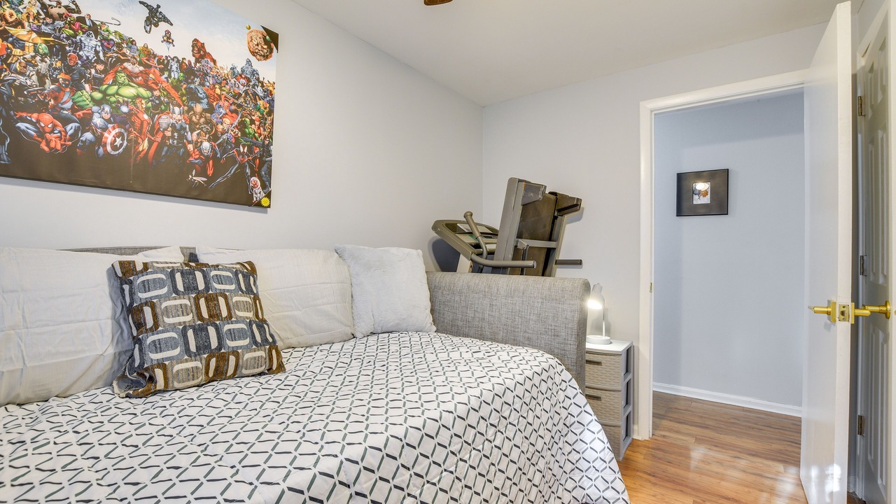 Photo of Bedroom in Country Club Hills