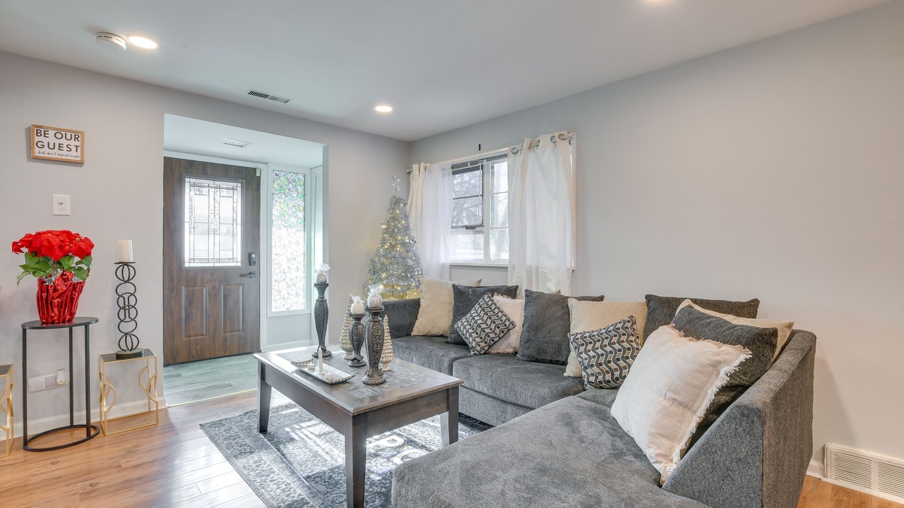 Photo of Bedroom in Country Club Hills