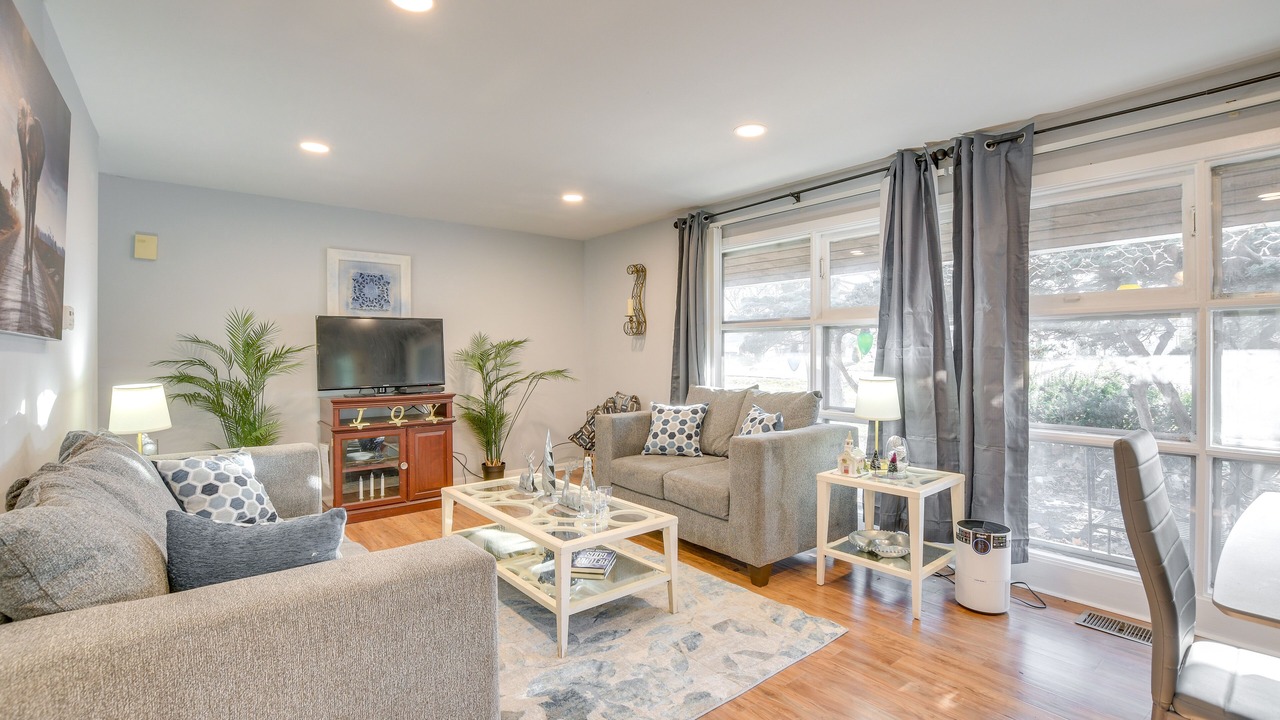 Photo of Livingroom in Country Club Hills