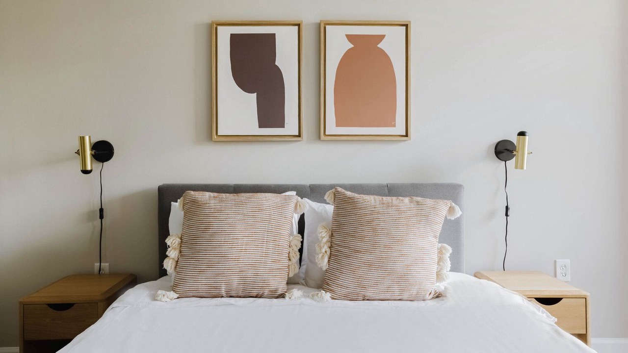 Photo of Bedroom in Connecticut Ave - K Street