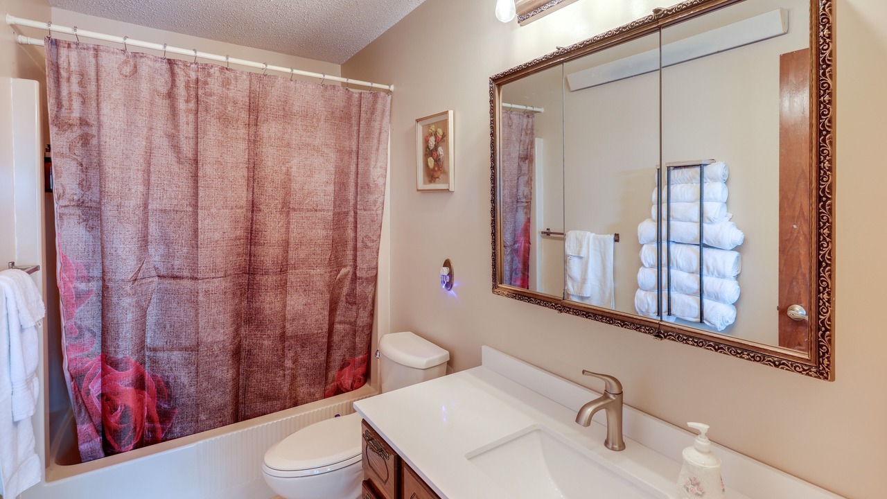 Photo of Bathroom in Long Pine