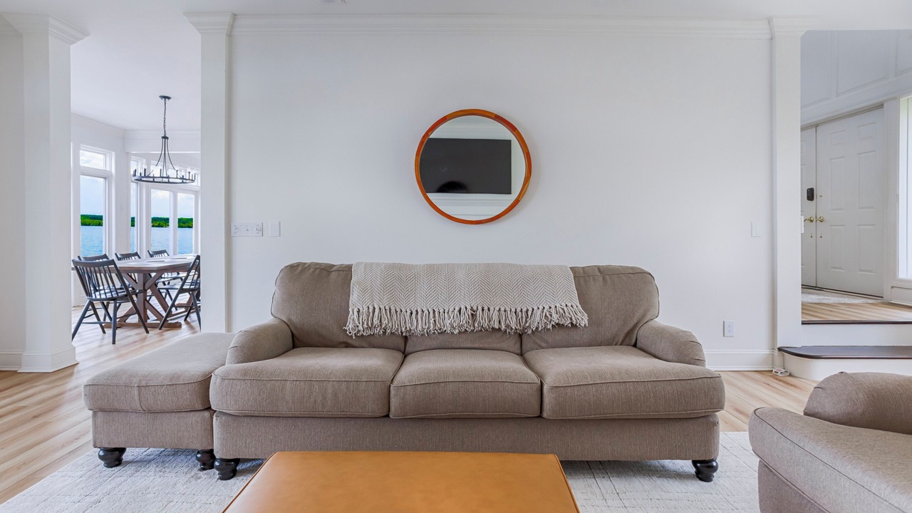 Photo of Livingroom in Canandaigua
