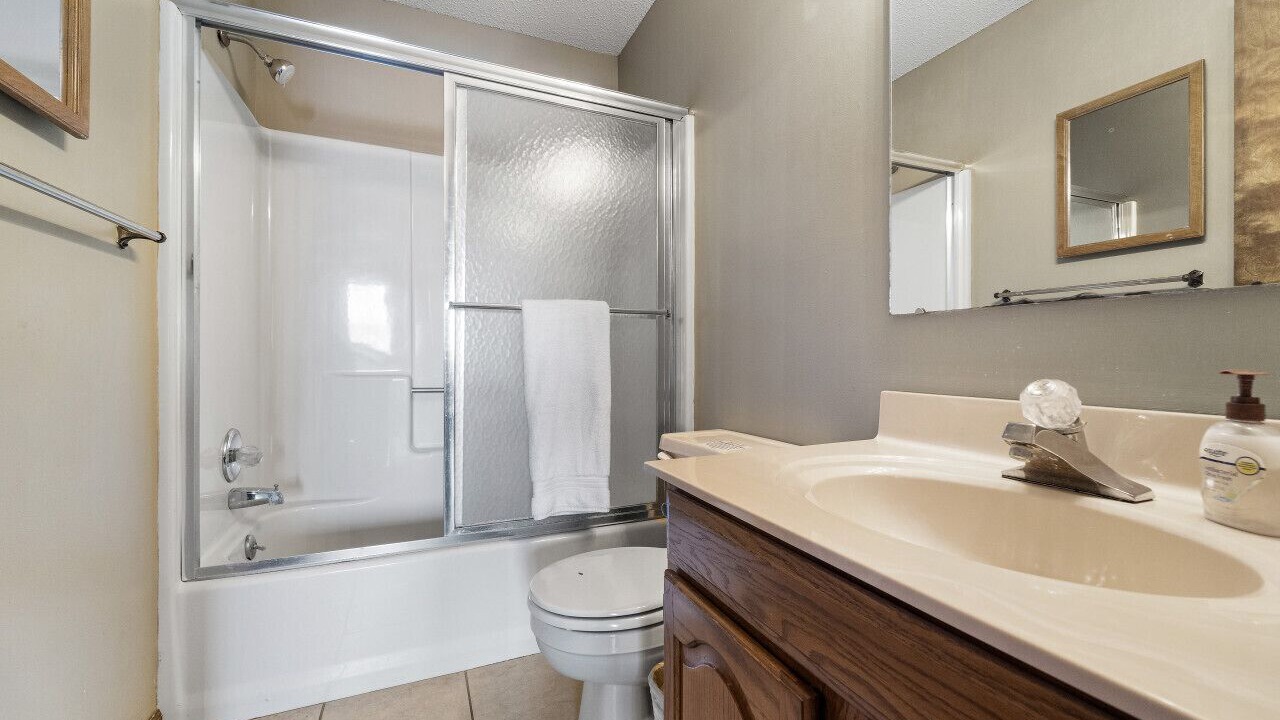 Photo of Bathroom in Lake Ozark