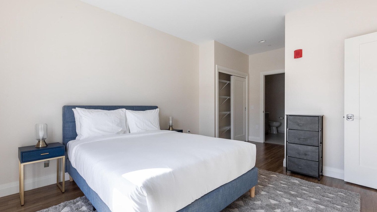 Photo of Bedroom in Newtonville