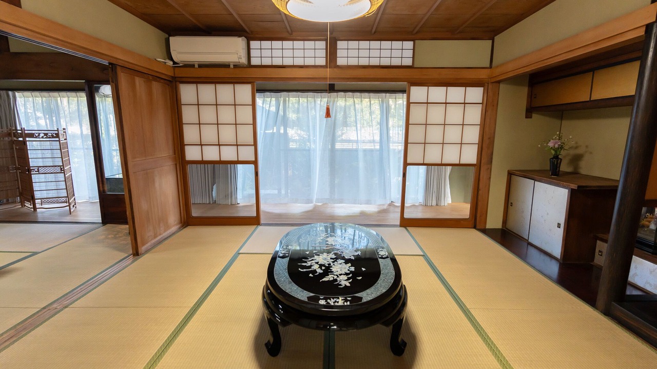 Photo of Others in Kani