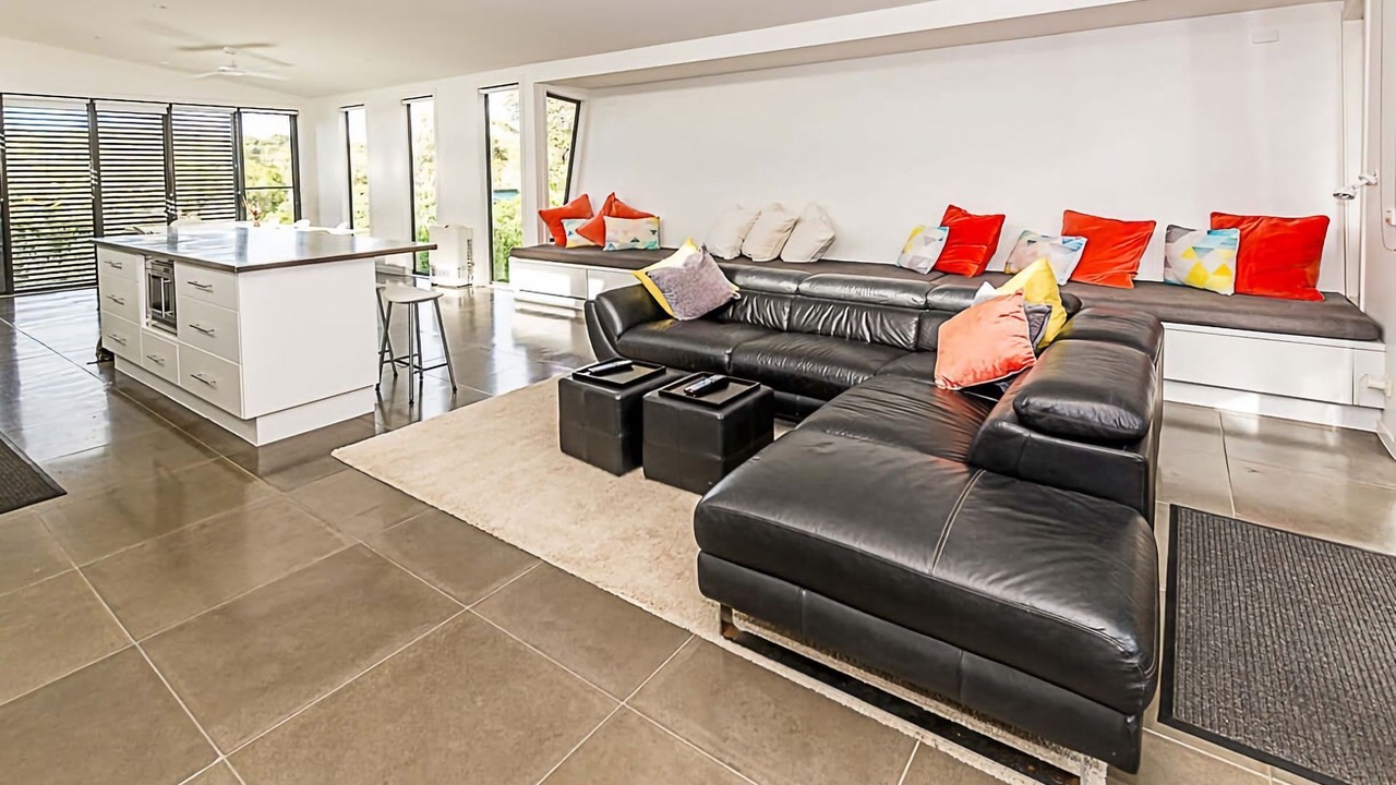 Photo of Livingroom in Sandy Point