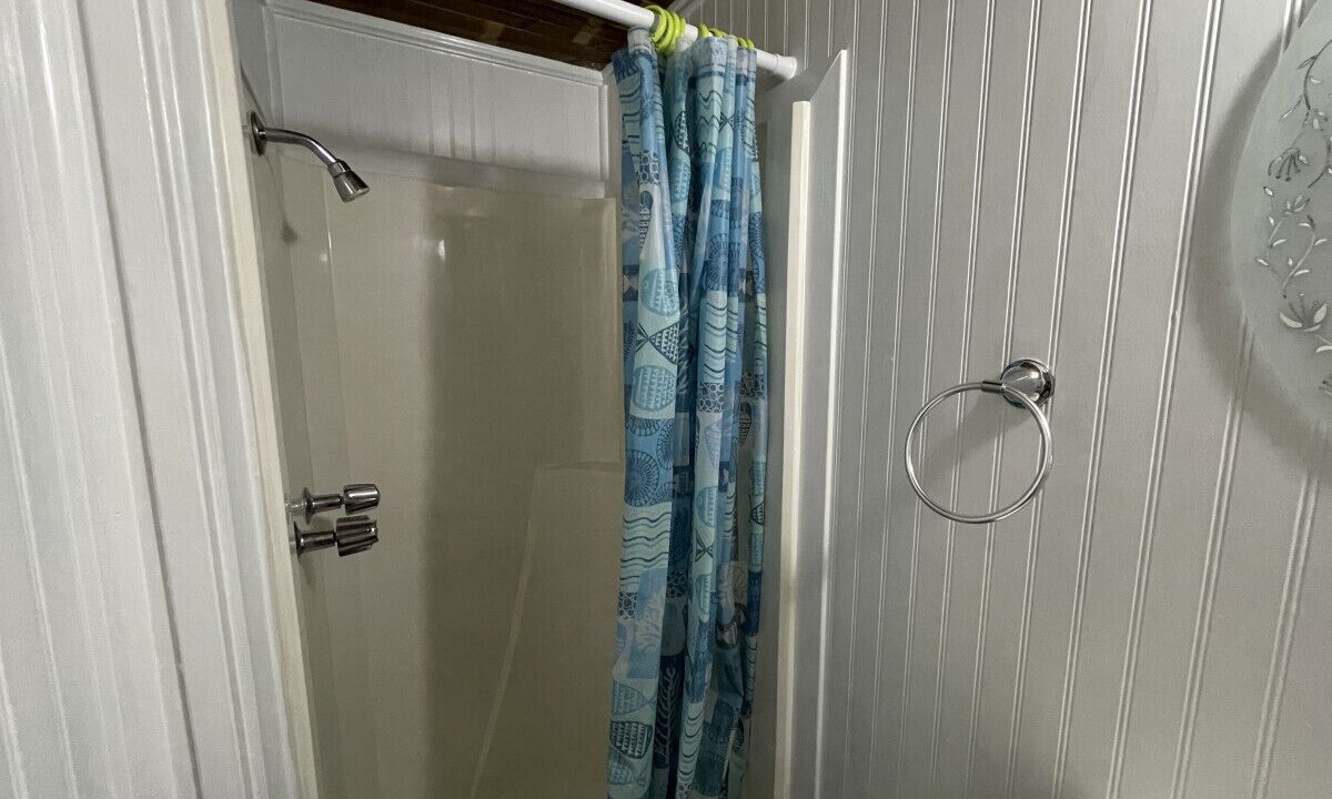 Photo of Bathroom in Pottsboro