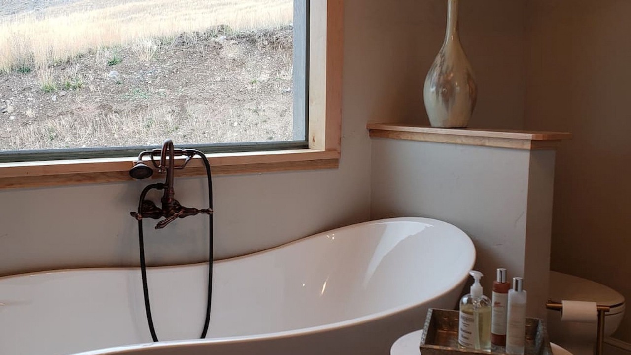 Photo of Bathroom in Emigrant
