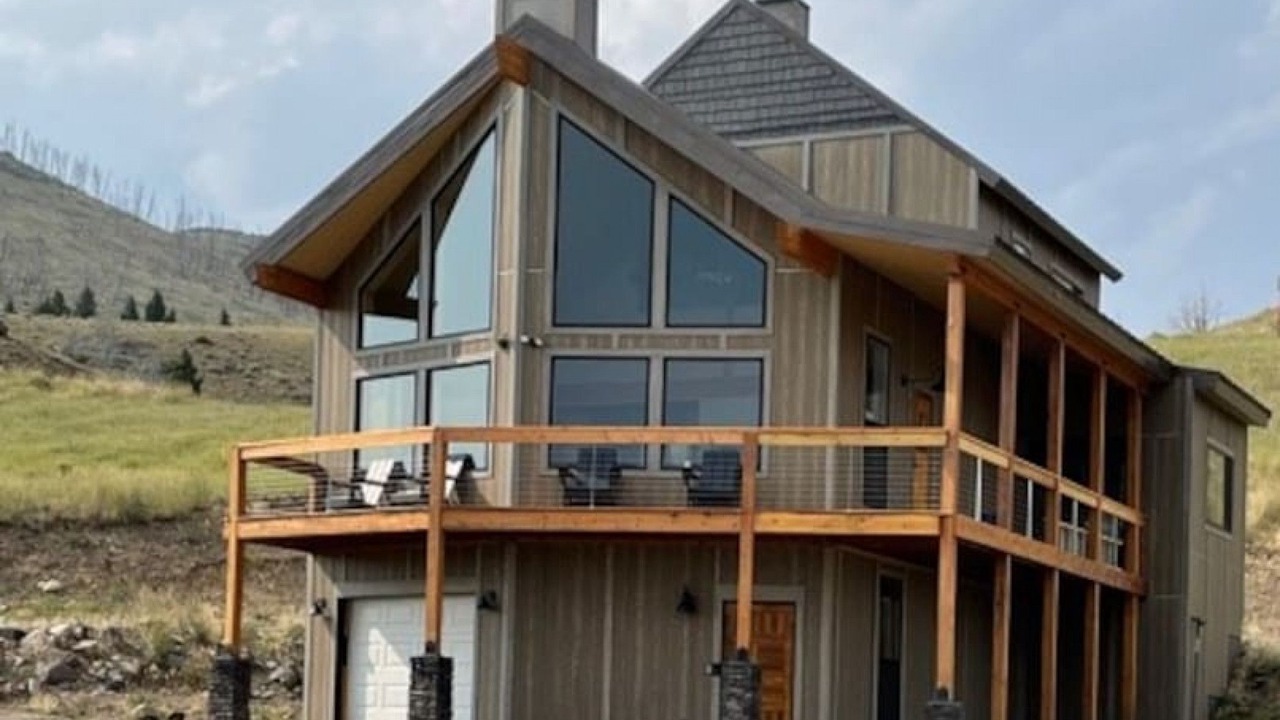Photo of Outdoor in Emigrant