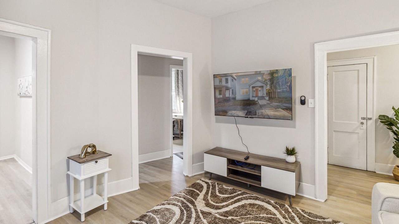 Photo of Livingroom in Metropolitan
