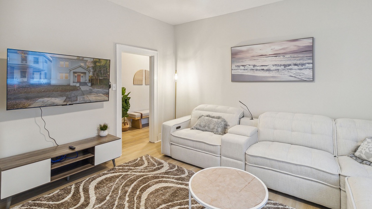 Photo of Livingroom in Metropolitan