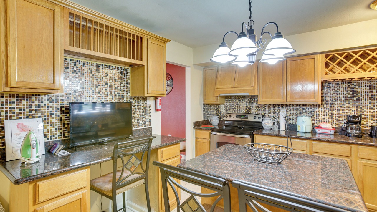 Photo of Kitchen in Read Boulevard West