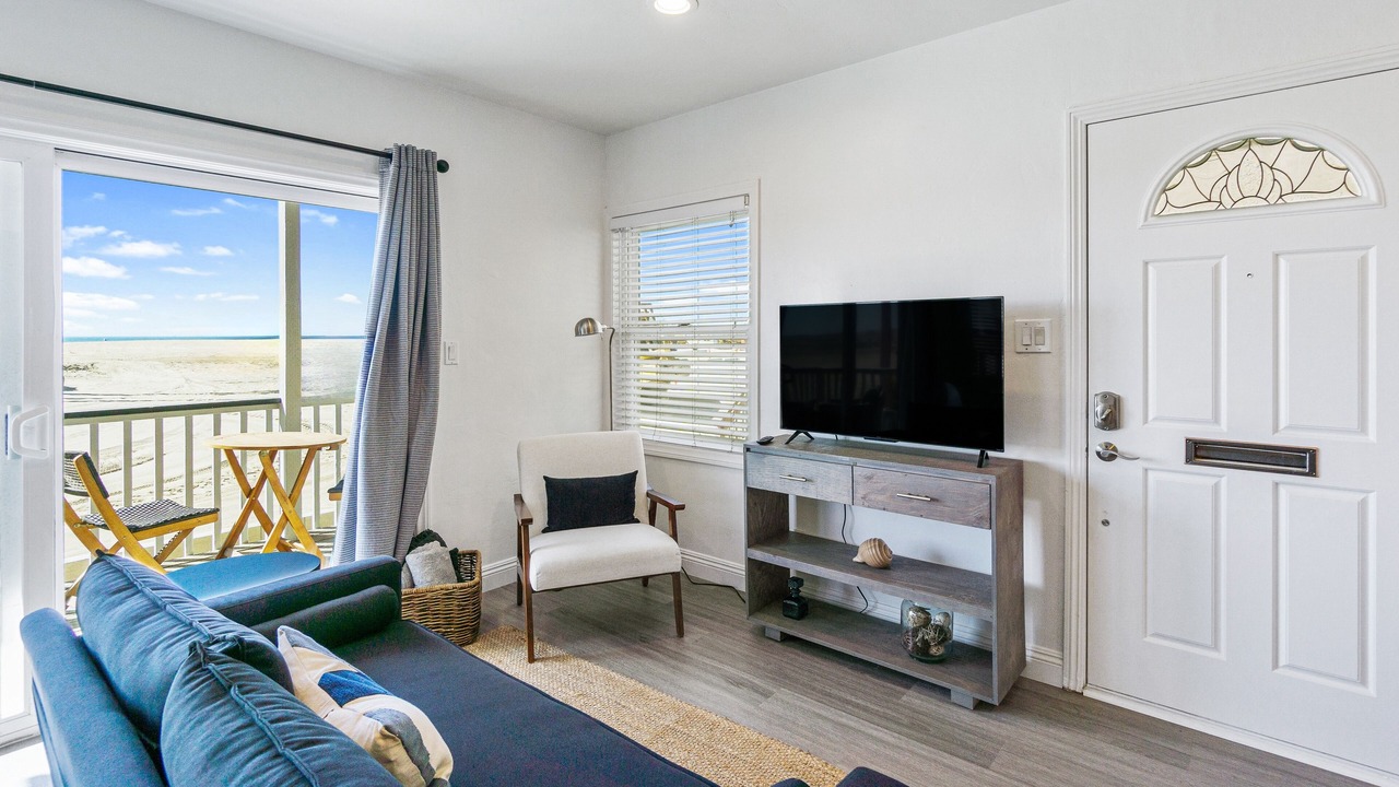 Photo of Livingroom in Old Towne