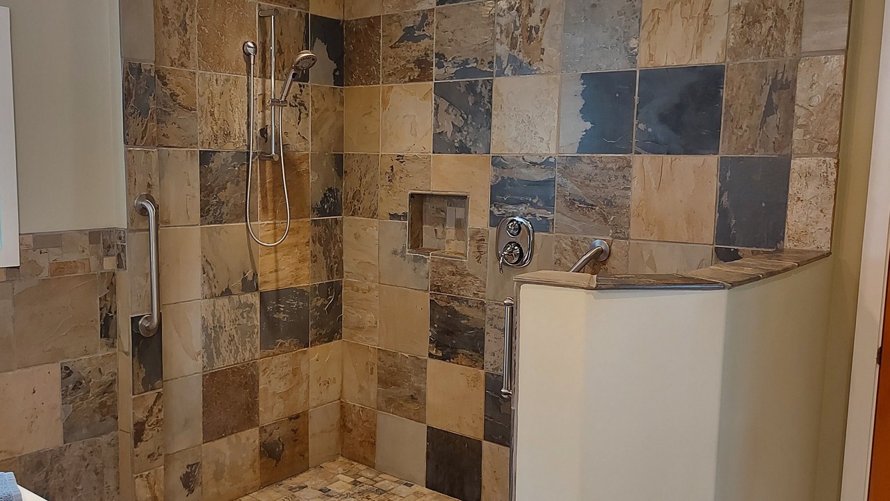 Photo of Bathroom in Heriot Bay