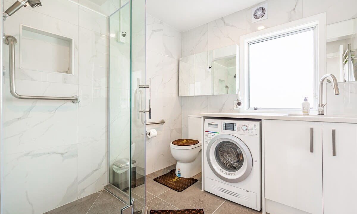 Photo of Bathroom in Greenlane - Ellerslie