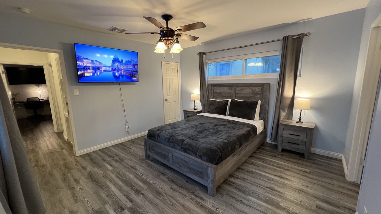 Photo of Bedroom in El Segundo