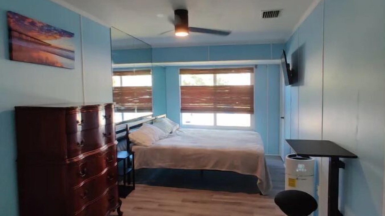 Photo of Bedroom in Interchange Square