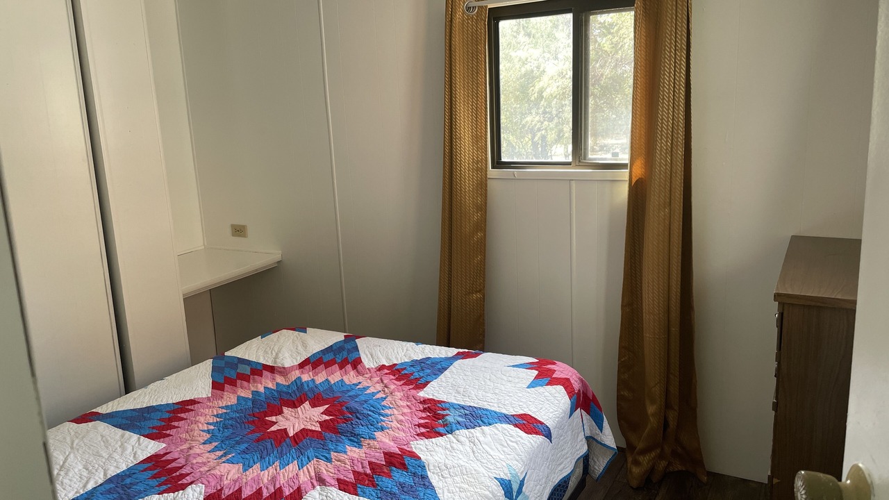 Photo of Bedroom in Bluff
