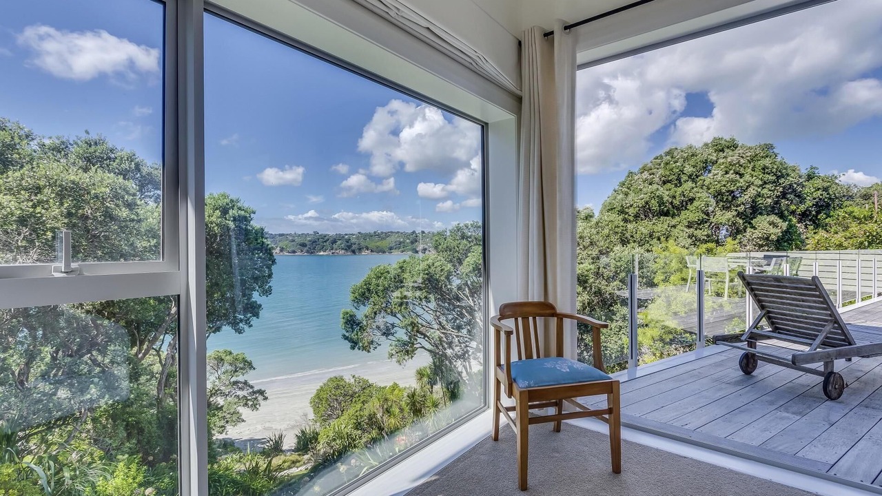 Photo of Livingroom in Oneroa