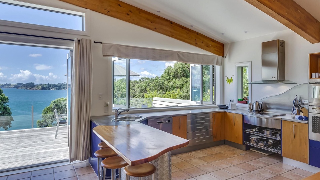 Photo of Livingroom in Oneroa