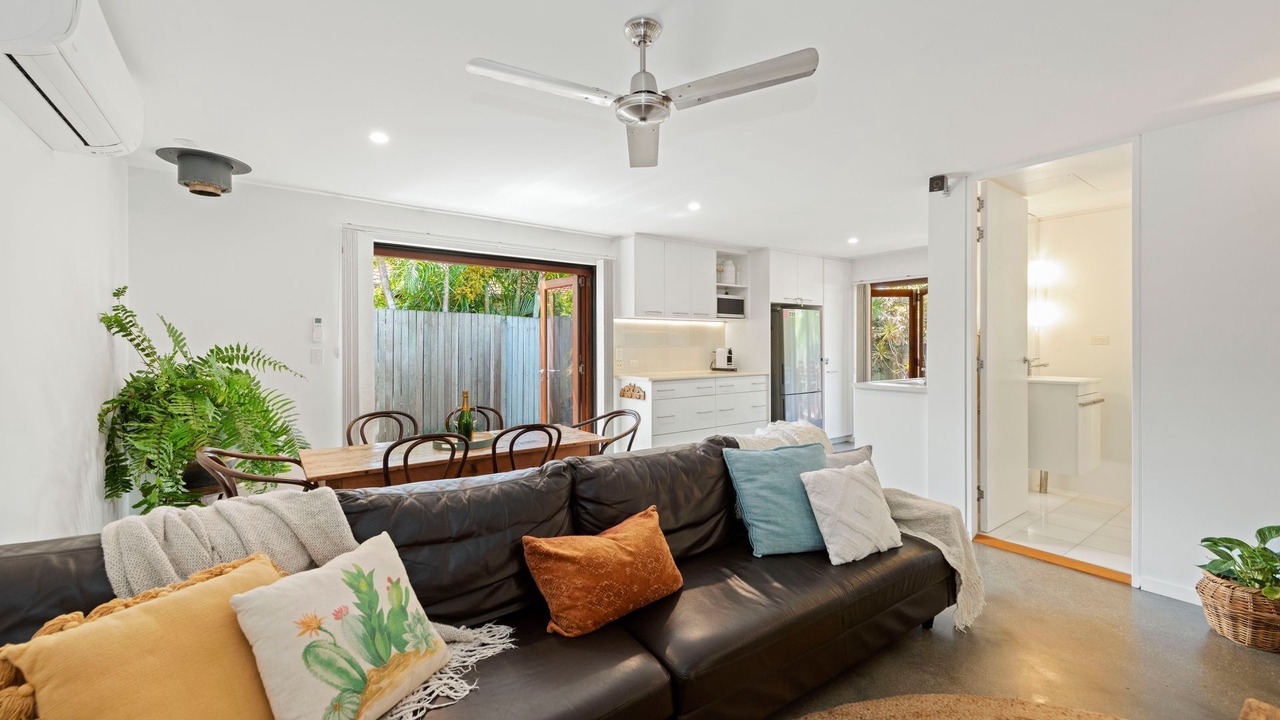 Photo of Livingroom in Suffolk Park