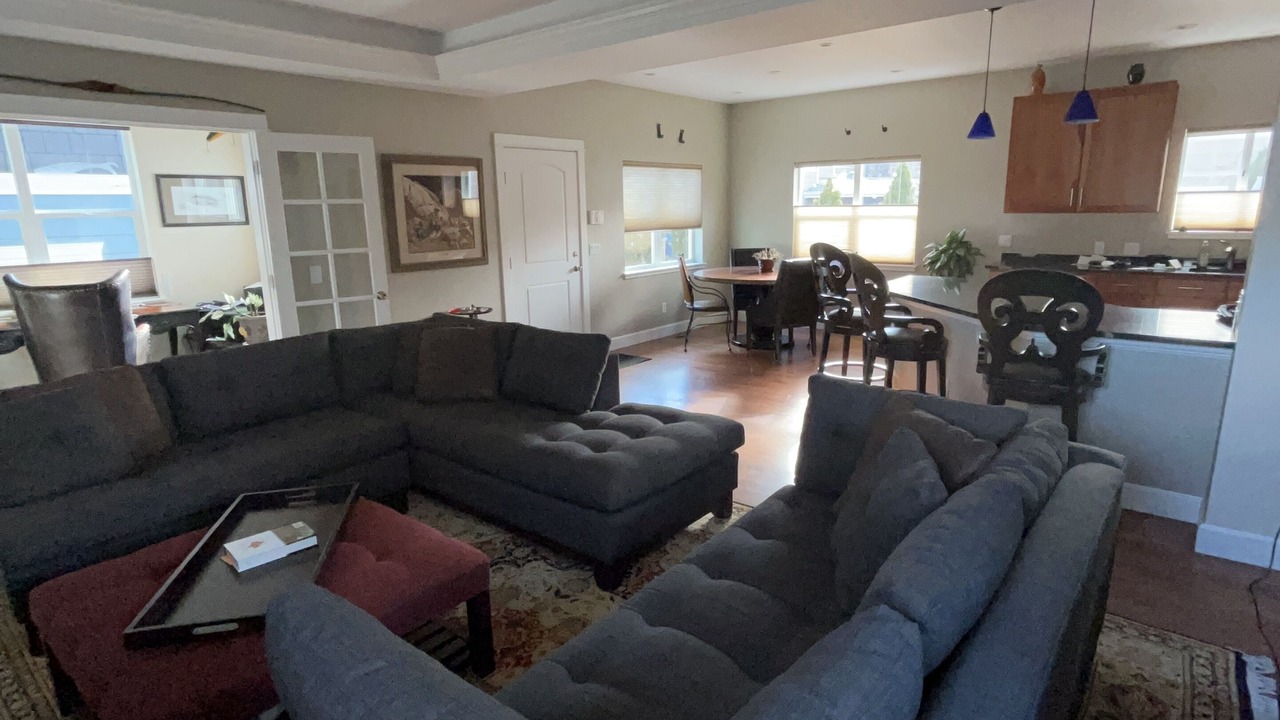 Photo of Livingroom in Berkeley
