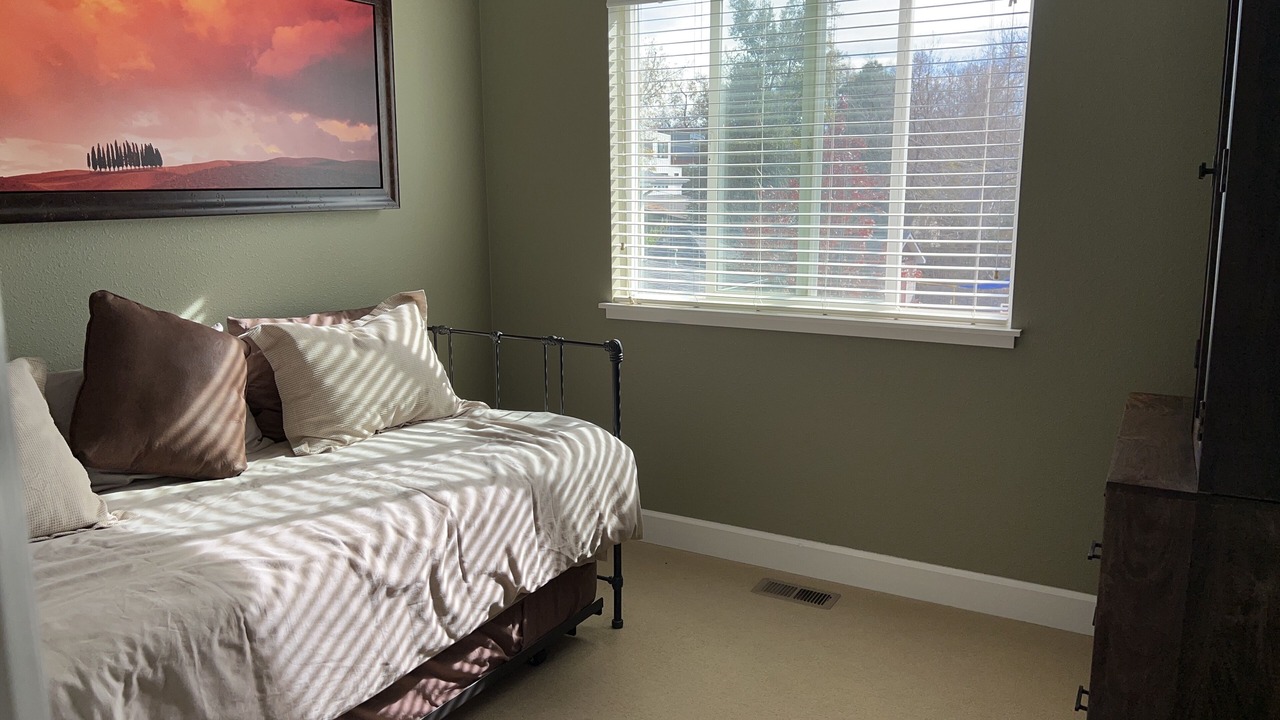 Photo of Bedroom in Berkeley