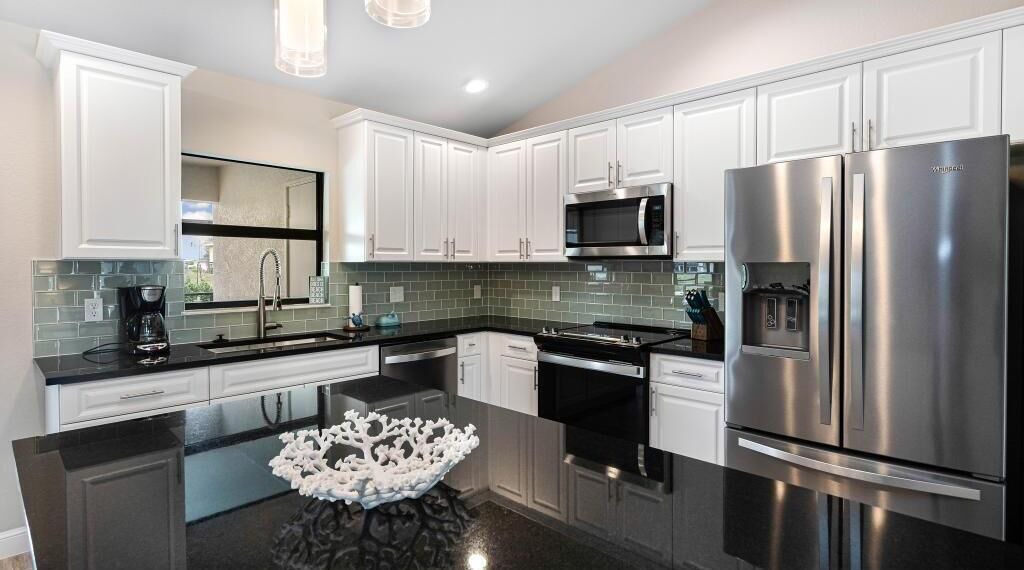 Photo of Kitchen in Mariner