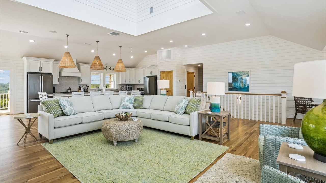 Photo of Bedroom in Pine Island