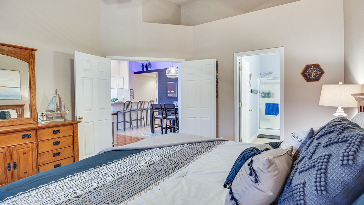 Photo of Bedroom in Camdenton