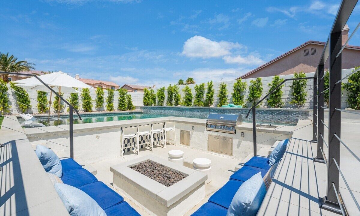 Photo of Patio Balcony in Coachella