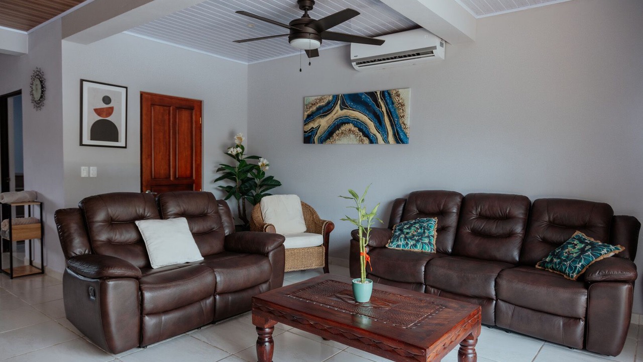 Photo of Livingroom in Jaco