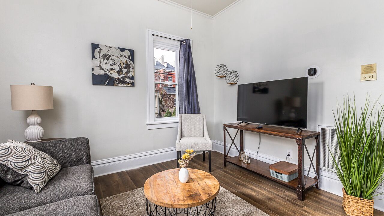 Photo of Livingroom in Dubuque