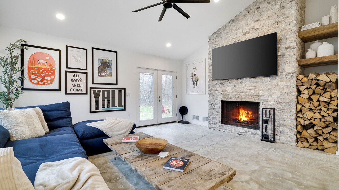 Photo of Livingroom in Tunkhannock Township