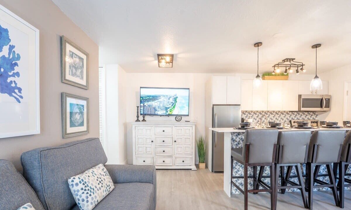 Photo of Livingroom in North Beach