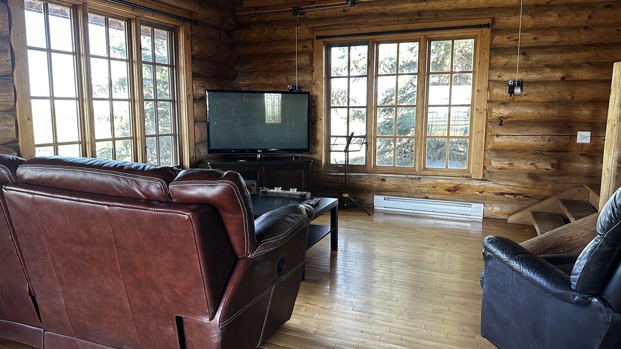 Photo of Livingroom in Calgary