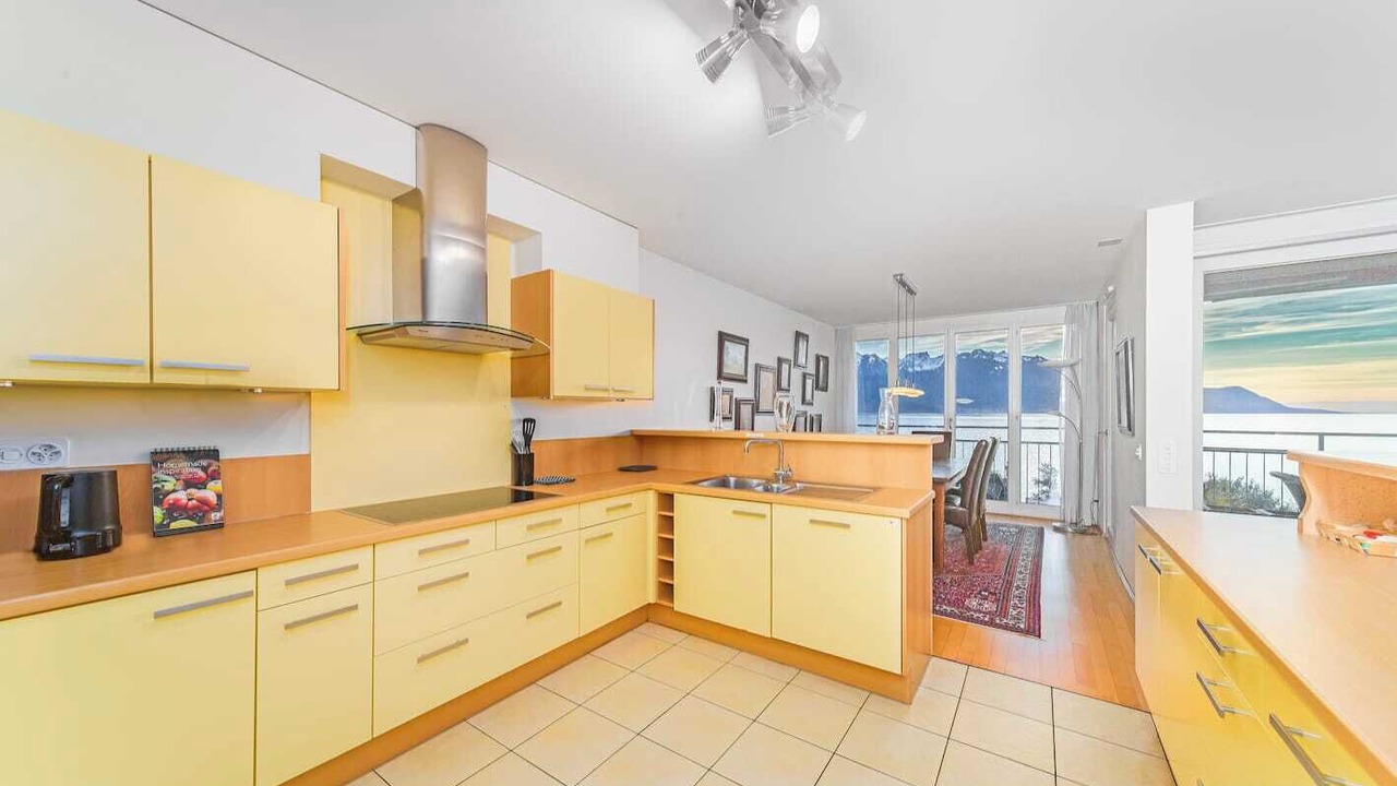 Photo of Kitchen in Montreux City Centre