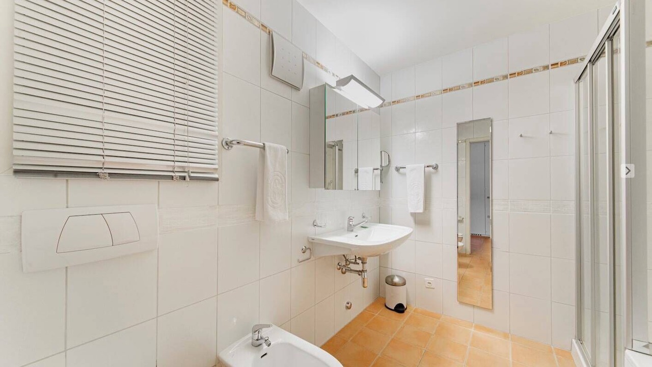 Photo of Bathroom in Montreux City Centre