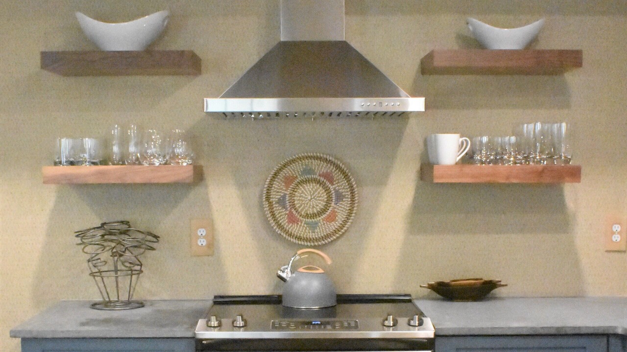Photo of Kitchen in Charleston Historic District