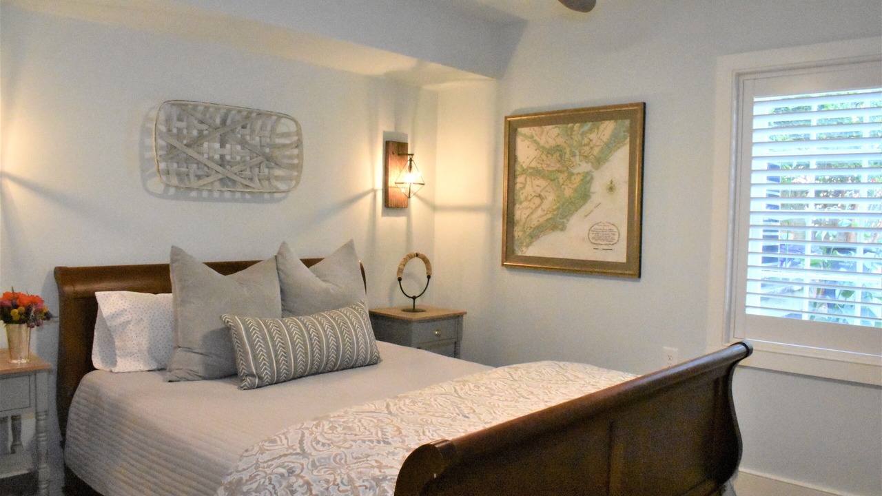 Photo of Bedroom in Charleston Historic District
