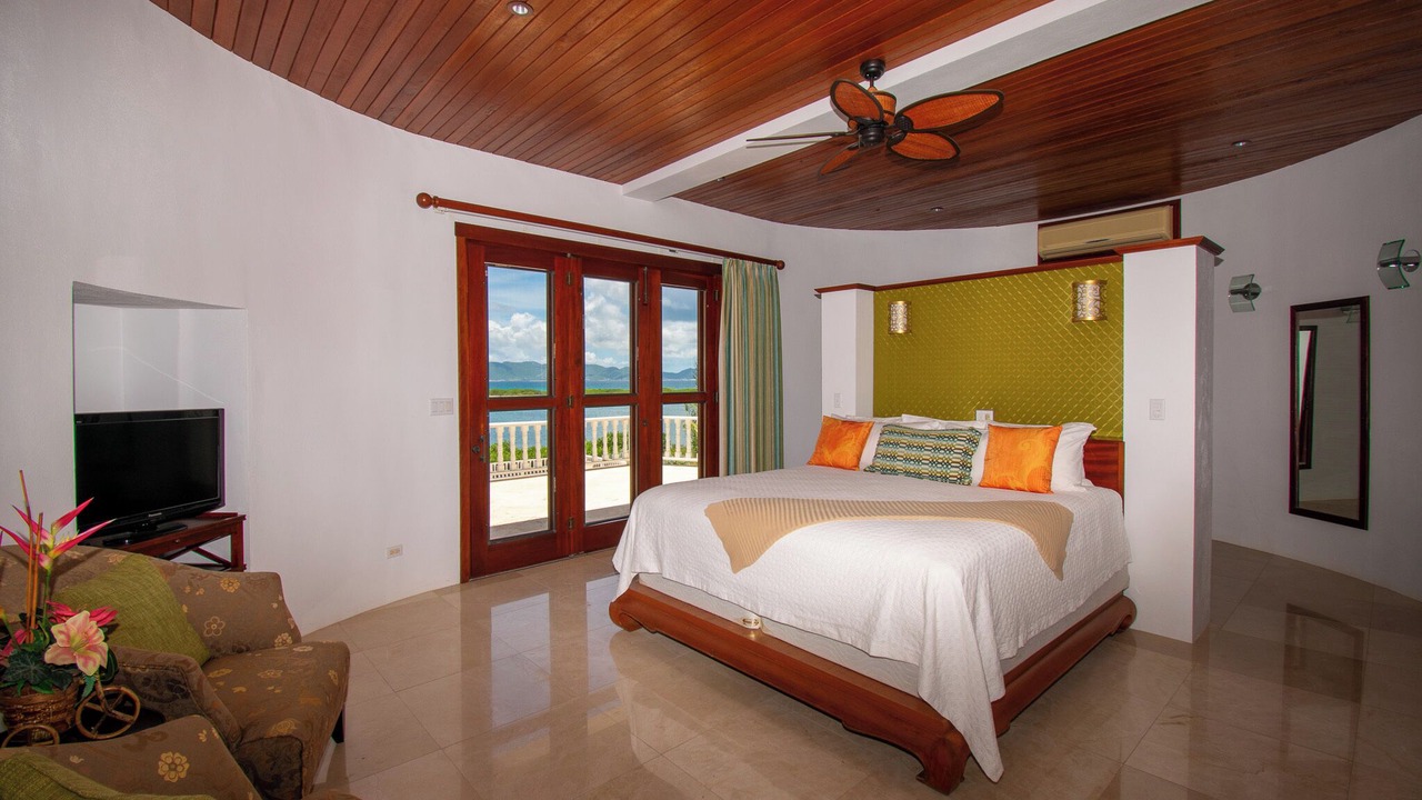 Photo of Bedroom in Maunday's Bay