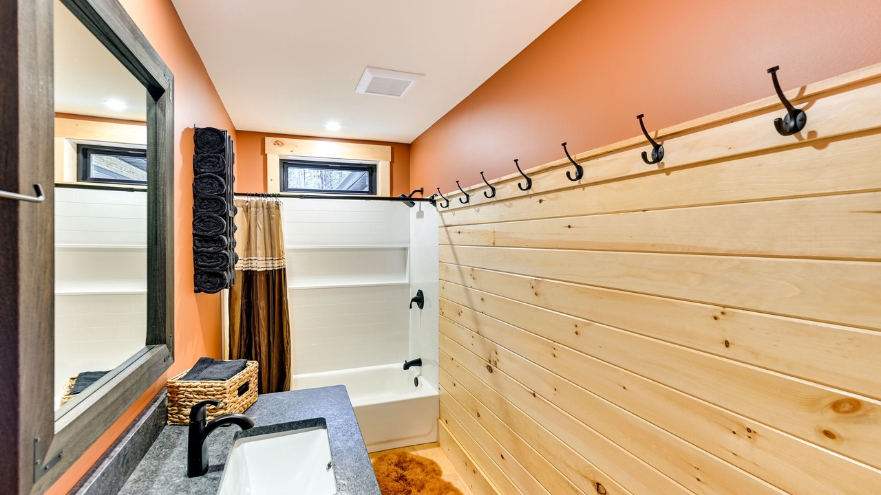 Photo of Bathroom in Gloversville