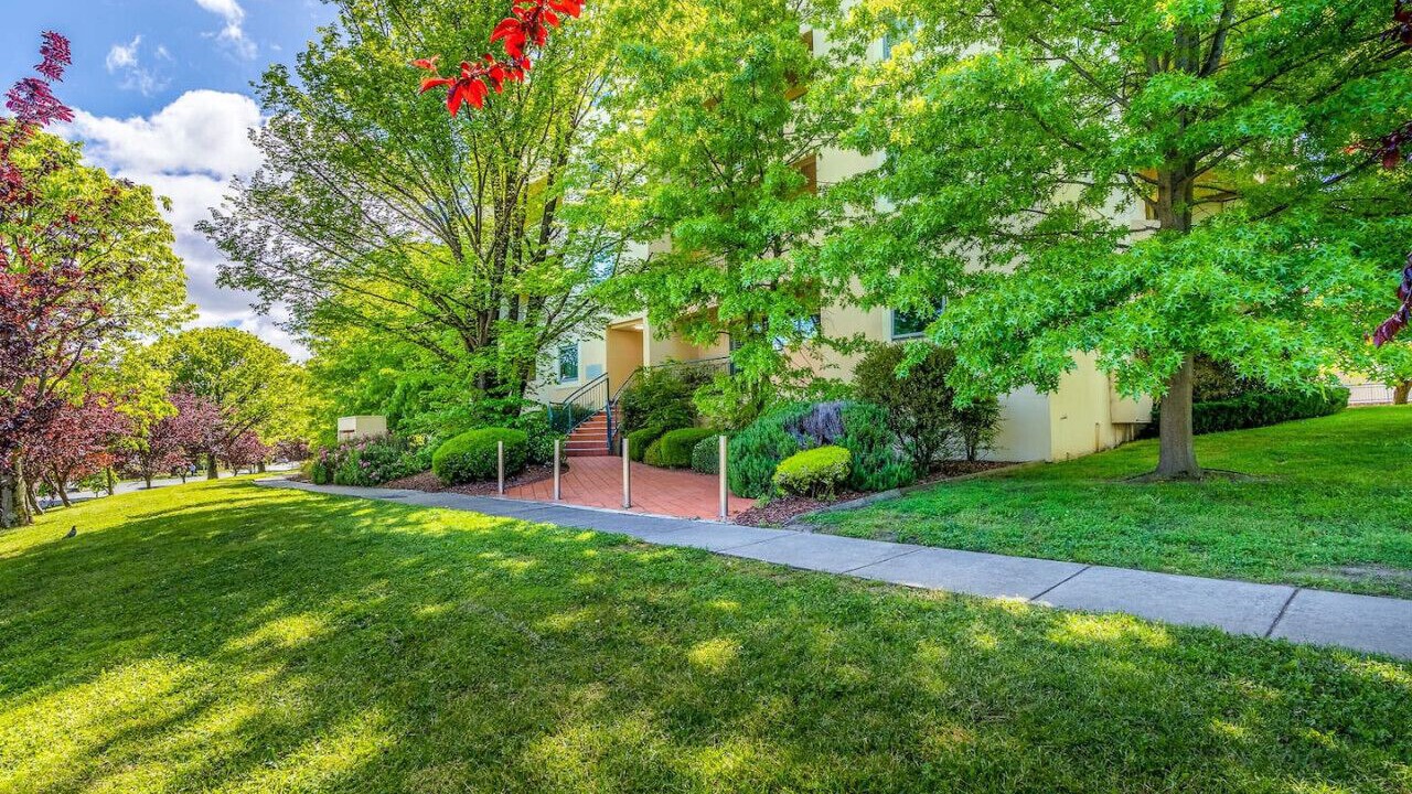 Photo of Outdoor in Griffith
