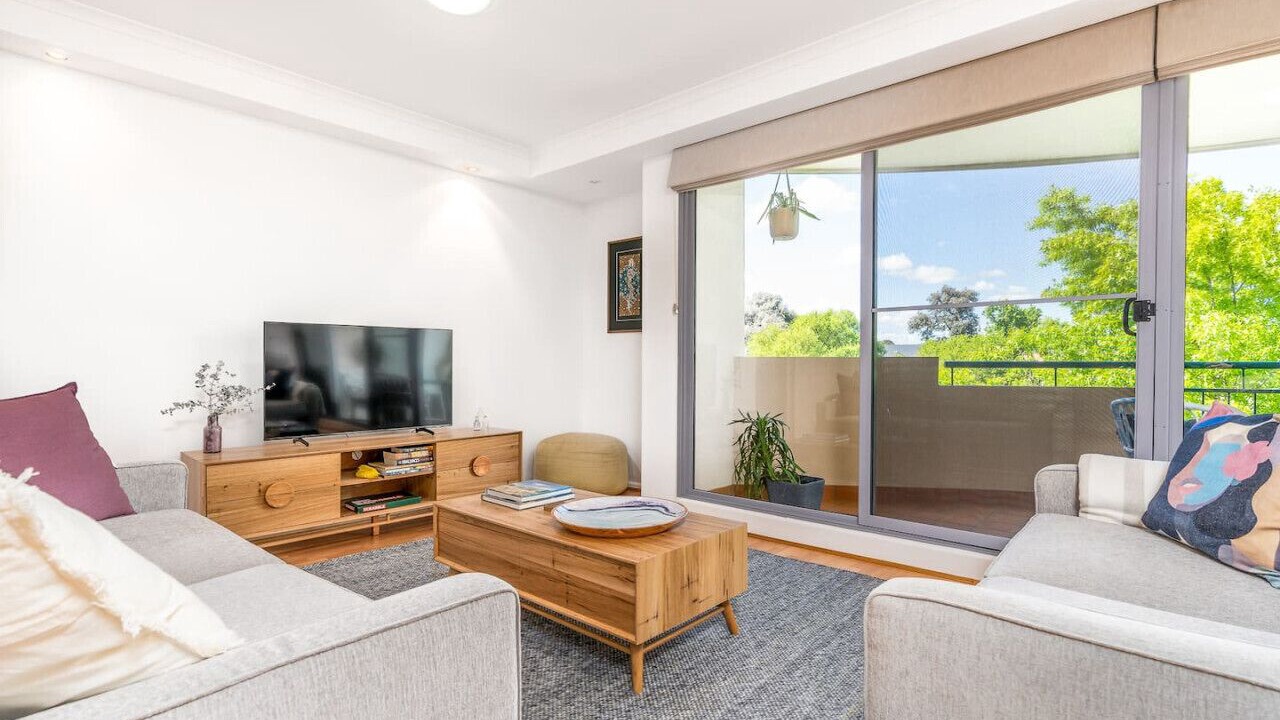 Photo of Livingroom in Griffith